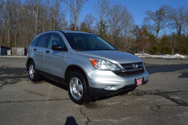 2011 Honda CR-V LX UN SOLO DUEÑO AWD BAJAS MILLAS - $8,599 (MANASSAS)63618594348801122