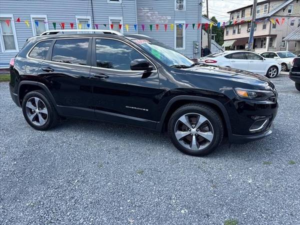 2019 Jeep Cherokee Limited SUV - $10,900 (New Cumberland)63477786805379124