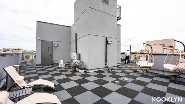 $3,150 / 1br - Luxury Residences with Skyline Views & Full Amenities in CH/PLG (PLG: Prospect Lefferts Gardens)63788482325507124