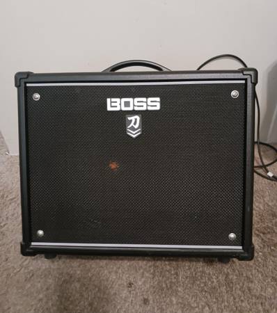 BOSS KATANA 50 Mkll EX NEAR MINT CONDITION 1