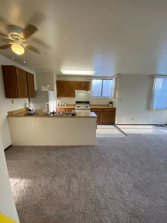 $1,470 / 2br - 840ft2 - Enjoy serenity and tranquility in our lovely garden-style 2 bd/1 ba (Anchorage - Midtown)64004784904194122