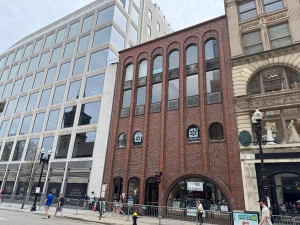 $8,750 / 2300ft2 - STYLISH CONTEMPORARY OFFICE SPACE (BACK BAY)63817587374467120