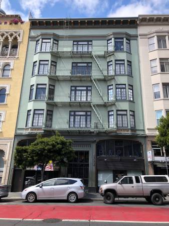 $2,195 / 575ft2 - Large Studio Downtown. Fully Renovated. Eat-in Kitchen. Hardwood. Yard (downtown / civic / van ness)63824664940545121