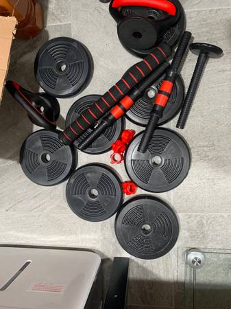 Adjustable dumbbell set 1