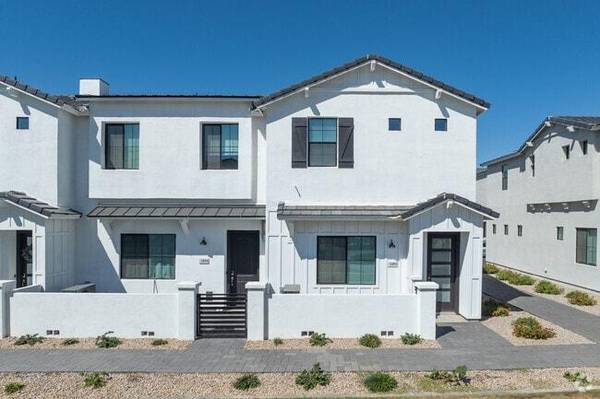 $2,299 / 3br - 1464ft2 - Granite Counter Tops, Volleyball Court, Playground, Fitness Center (Cadence at Gateway)64024990341506124