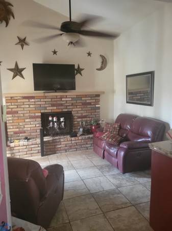 $700 / 3br - Habitación en alquiler.    Un lugar al que llamar hogar (Bullhead City)63618517341571122