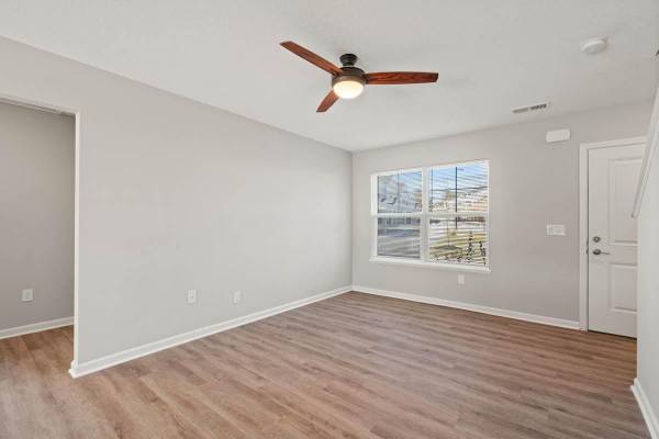 $1.360 / 3 habitaciones - 1242 pies² - Edificio ecológico, unidades accesibles para sillas de ruedas, sistema de rociadores (Corydon, IN)63290751210753123