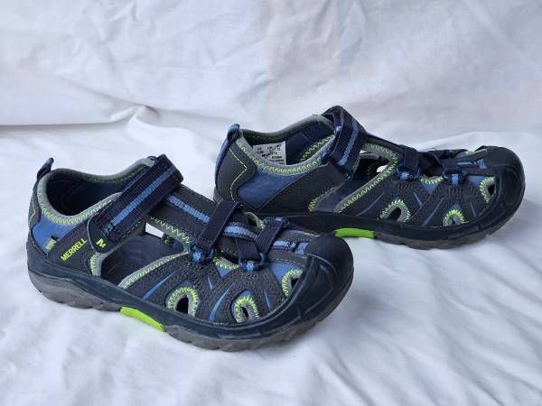 Merrell Big Kids Hydro Hiker Sandals Size 2.0 Medium Boys Girls 1