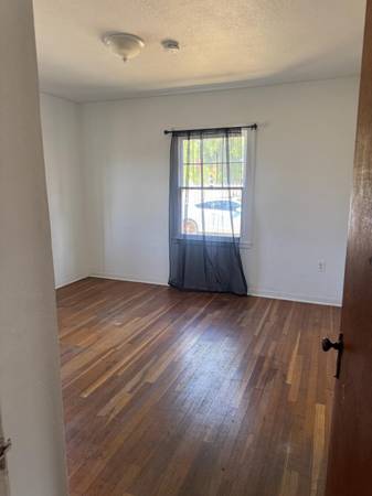 $1,450 / 2br - 900ft2 - Casa recién renovada en el lado sur de Dos Palos, cerca del centro de la ciudad (Dos Palos)63623167890561124