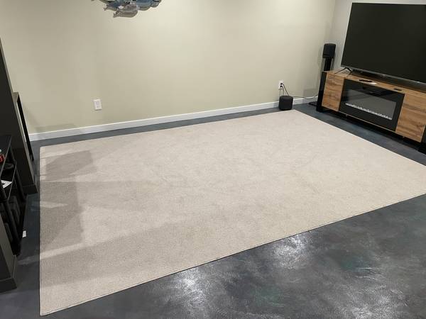 Rugs - 8x12  Beige - Menards 1