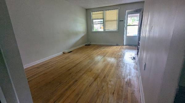 $1900.00 / 3br - 1600ft2 - 2920 Benson Ave63685908905729123