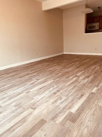 $1,264 / 2br - 900ft2 - Several Unit Types Available Now Thru November63848628136835122
