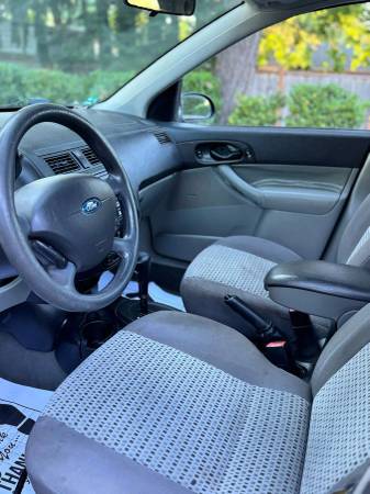 2007 Ford Focus SE Sedán 4D - $2990.0063435547036673121