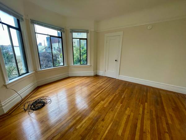 $2,995 / 1br - ¡Hermoso y espacioso departamento de 1 habitación en Russian Hill! (russian hill)63847326265603122