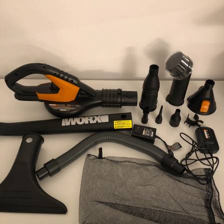Worx Electric Blower and Accessories 1