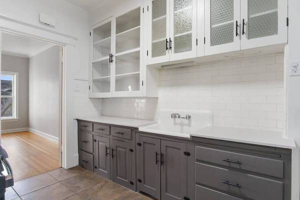 $1,495 / 2br - 925ft2 - Renovated 2 Bedroom Apartments For Rent @ Renew on Temple- Tour Today (State Capitol)63674293828867124