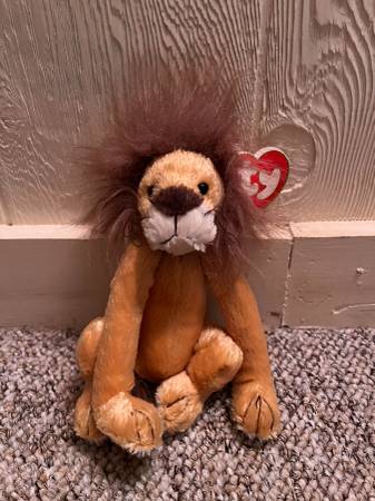 Lion Ty Beanie Baby 1
