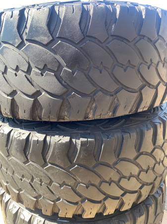 17x9 Pro Comp 5x5 Jeep Pattern Wheels -6 offset - $44063471456974465122