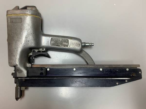 2 1/2" Finish Nailer 1