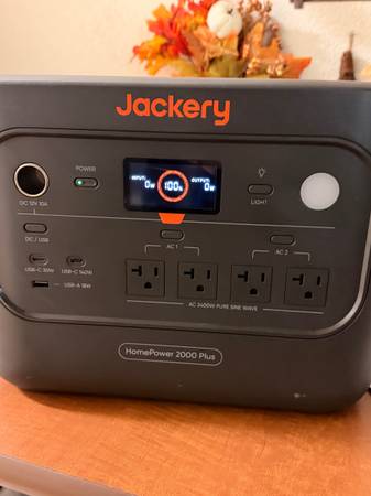 Power station multiple rechargeable options 1