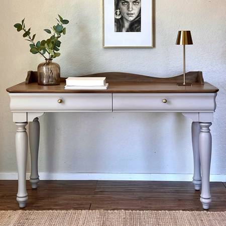 Broyhill Writing Desk / Entryway Console Table – Solid Wood, Refinished 1
