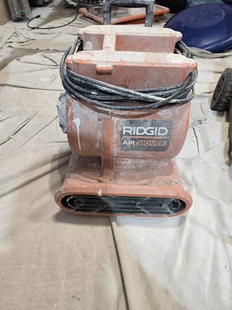RIDGID 1625 CFM 3-Speed 1