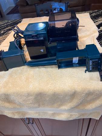 MR CHRISTMAS, PLUG YOUR LIGHT INTO MUSIC 1