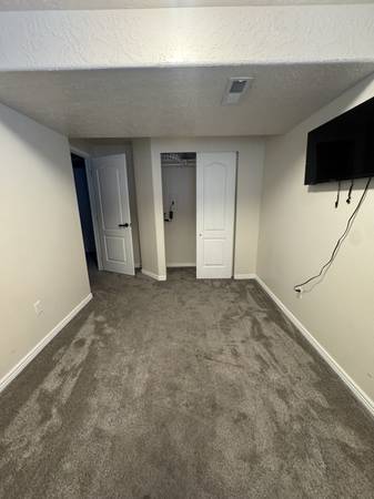 $620.00 / 1br - 2000ft2 - Habitación en alquiler – Tooele, UT Alquiler: $620/mes (todos los servicios incluidos) L63674310936961123