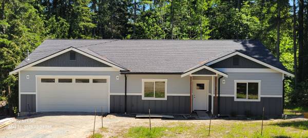 $625,000 / 3br - 1700ft2 - New, 3bed, 2bath, no steps, 1700sf + unfinished lower level, on huge green belt (Camano/Stanwood)