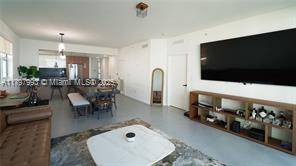 $6,200 / 3br - 1336ft2 - 3 bedroom 2 baths right on the water with access to Marina (NORTH BAY VILLAGE)64049454721665123
