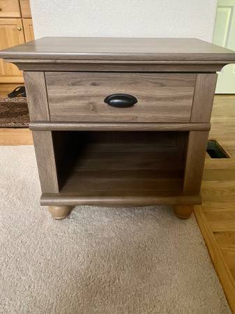 Nightstand/Side Table Gray Excellent Condition 1