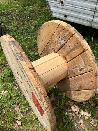 Wooden spools great for goats 1