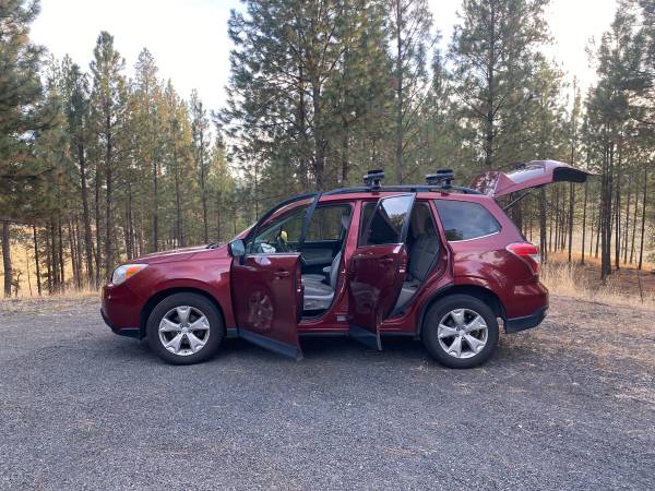 Selling reliable Subaru 1