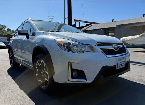 2017 Subaru Crosstrek - $14,950 (Vista)63476145327363121