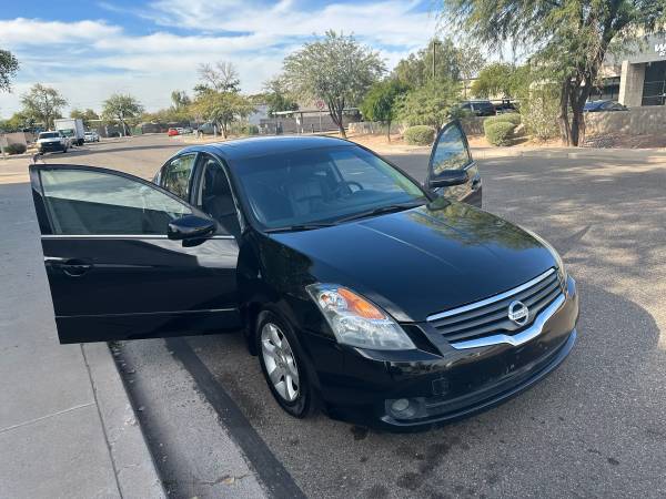 2009  Nissan   Altima SL Model AUTOMATIC  CLEAN TITLE RUNS  GREAT 1
