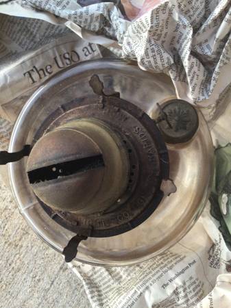 Vintage Glass Hurricanes - $5 (East Peoria)62925976018819124