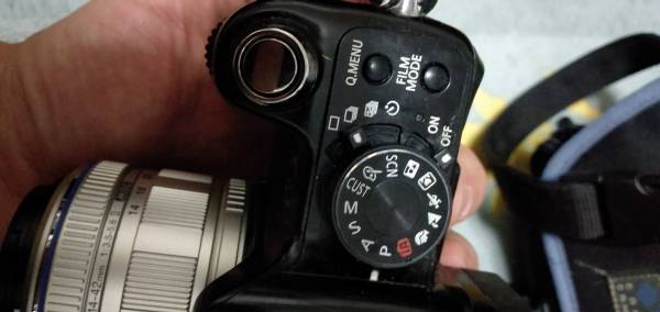 Cheap Panasonic  camera .flip screen with good battery 1