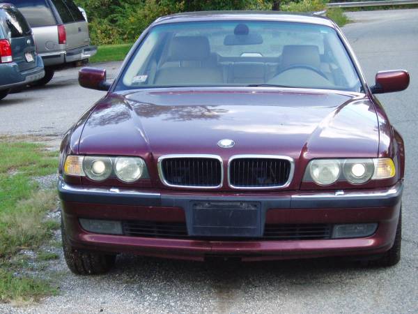Parted Out 2001 BMW 740i (1999-2001) 1