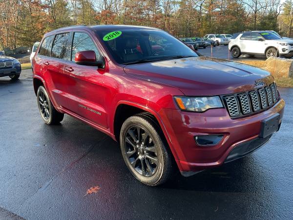 2018 Jeep Grand Cherokee Altitude SPORT - Very Sharp Truck - $14,900 (Windham  NH)63496945282945123