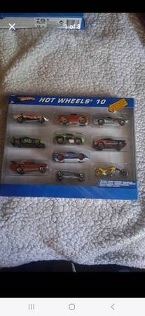 Hotwheels 10 pack gift boxes 2004 1