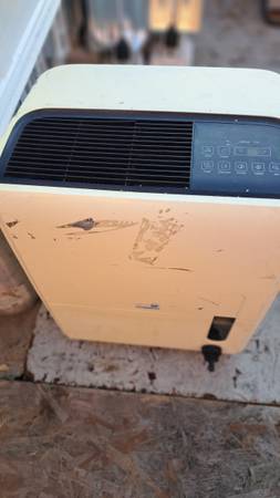 Dehumidifiers 70 pint 1