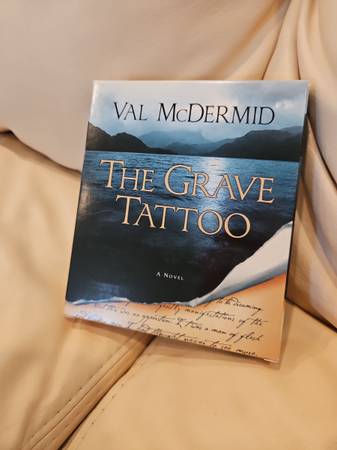 THE GRAVE TATTOO UNABRIDGED 12CD VAL MCDERMID NOVEL PRE-OWNED 1