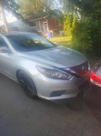 Nissan altima - $7,500 (ⁿSilver Spring)63616289561089120