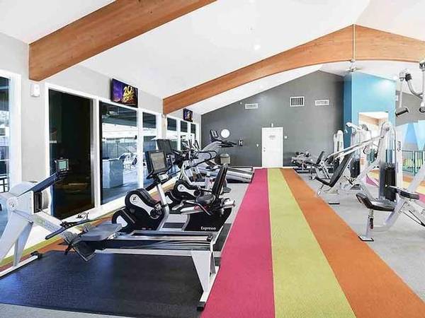 $2,250 / 1br - 708ft2 - Covered Parking, Dishwasher, 24-Hour Emergency Maintenance (fremont / union city / newark)63861101251843122