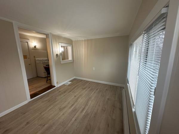 $1,650 / 1br - Perfect Studio (North Quincy)63699215483011124