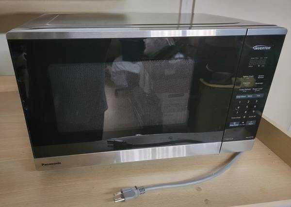 Panasonic Microwave Oven NN-SC67NS 1.3-Cu-Ft / Stainless Steel 1