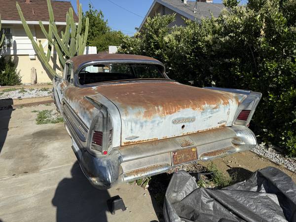1958 Buick Century - $5,50063496653704705122