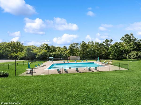$1,119 / 2br - 830ft2 - Flex Rent Payments, Swimming Pool, 2/bd 1/ba (6615 Fountains Blvd, West Chester, OH)63685944151681121