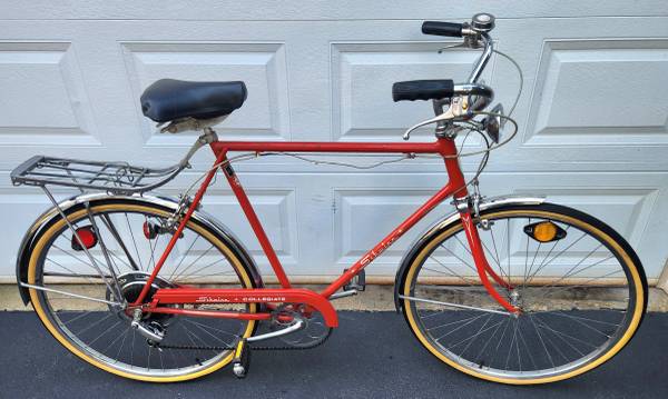 Schwinn Collegiate 5 Speed Comfort Bike 1