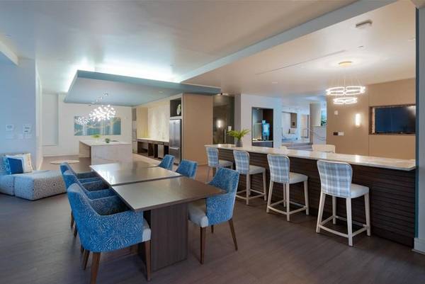$4,179 / 1br - 768ft2 - Hardwood-style flooring, Granite countertops, Penthouse available (Boston)63996258826626124